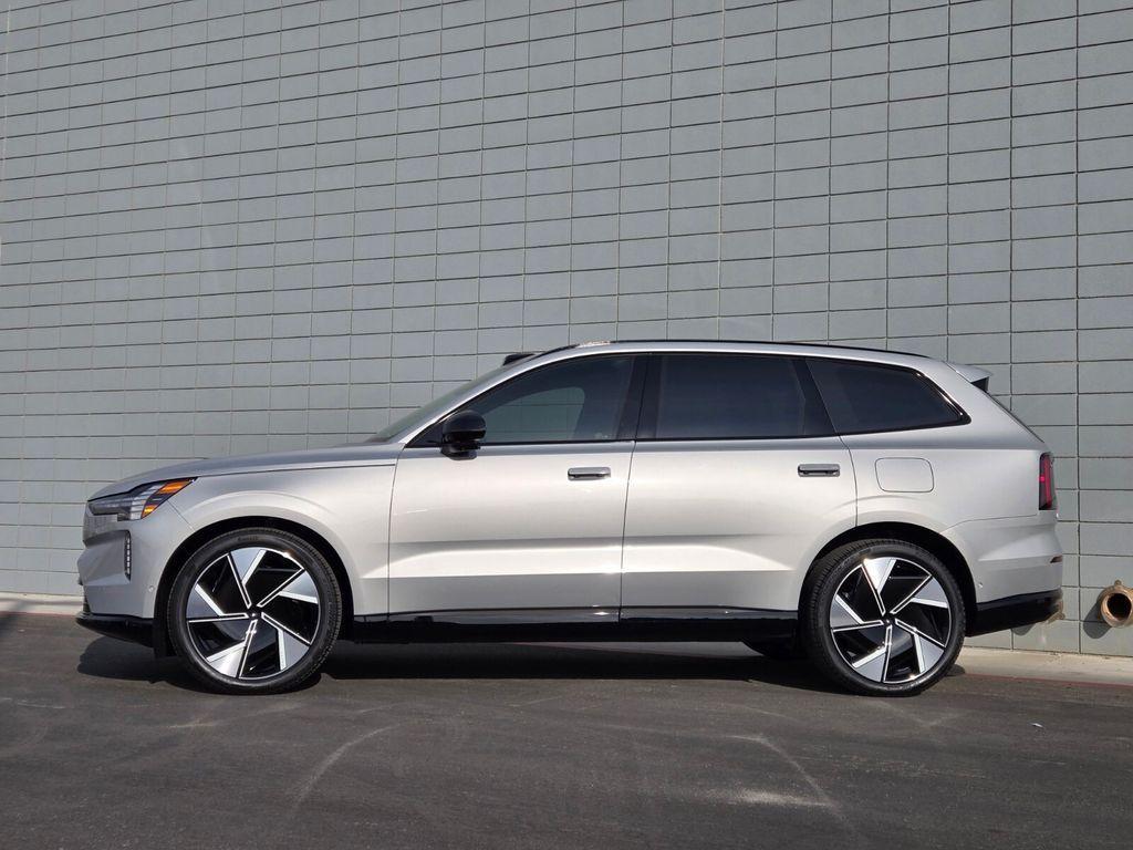 new 2025 Volvo EX90 car, priced at $88,920