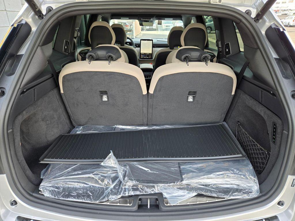 new 2025 Volvo EX90 car, priced at $88,920