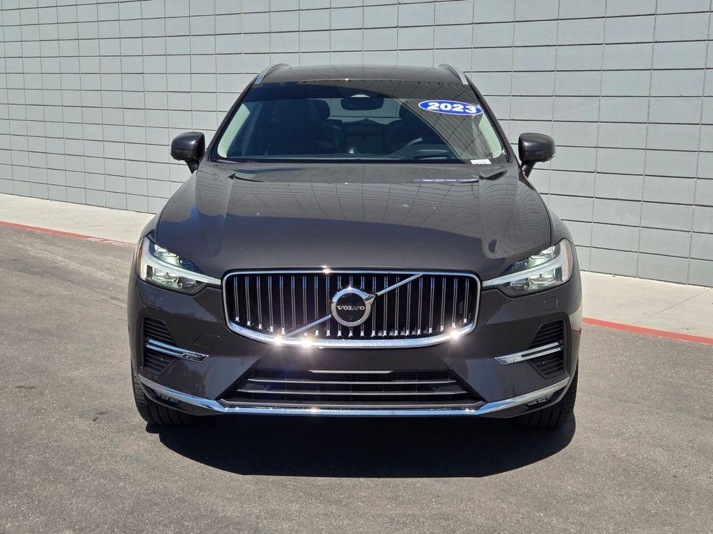 used 2023 Volvo XC60 car, priced at $39,927