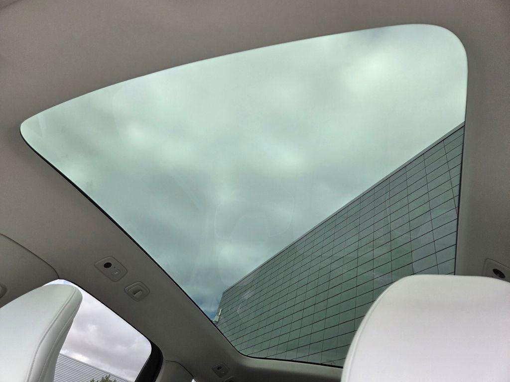 new 2025 Volvo EX90 car, priced at $81,445