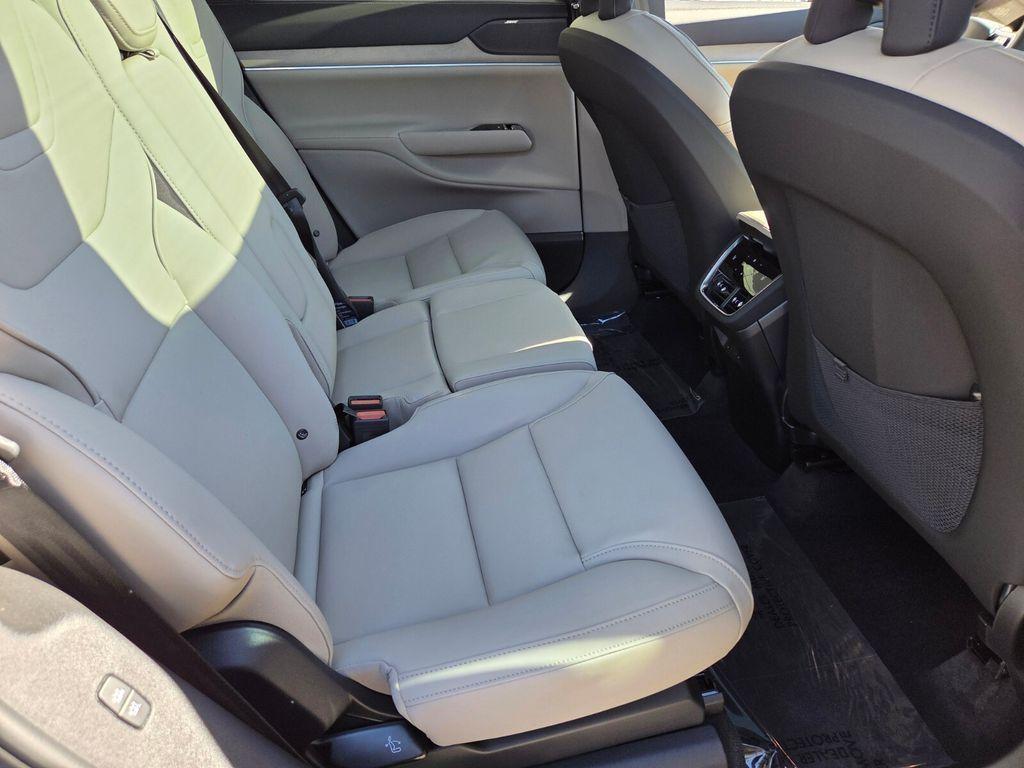 new 2025 Volvo EX90 car, priced at $78,910