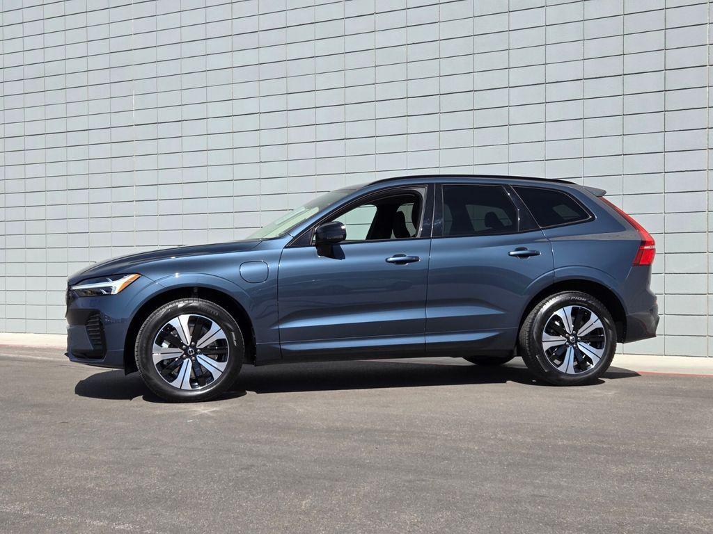 used 2024 Volvo XC60 Recharge Plug-In Hybrid car, priced at $41,977