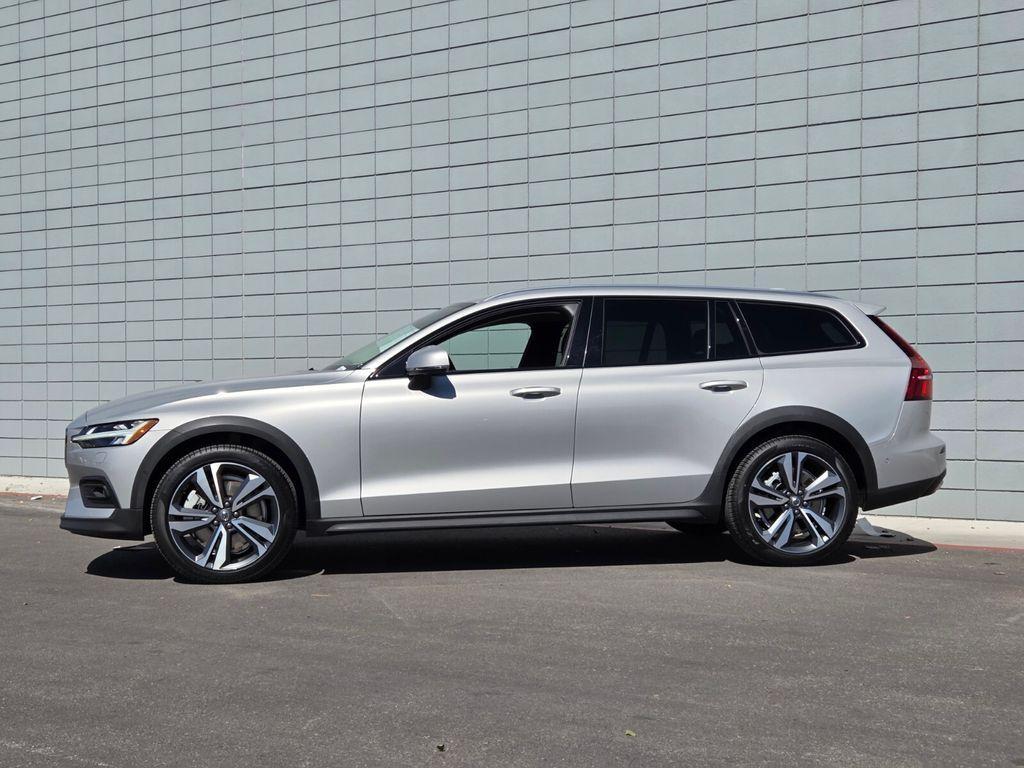 used 2025 Volvo V60 Cross Country car, priced at $36,565