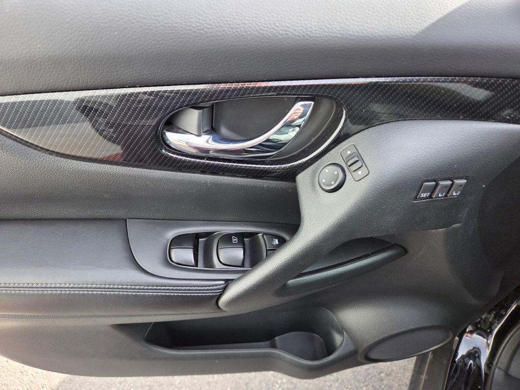 used 2018 Nissan Rogue car, priced at $12,544