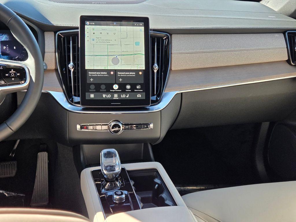 new 2026 Volvo XC90 car, priced at $71,829