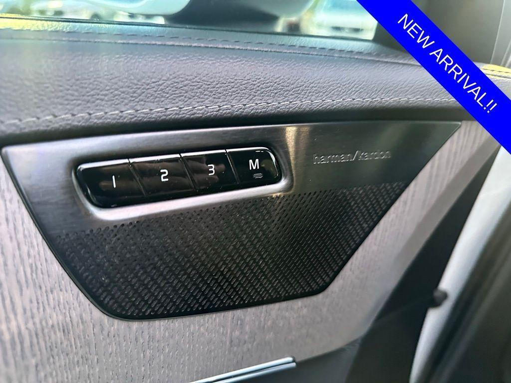 used 2021 Volvo XC90 Recharge Plug-In Hybrid car, priced at $28,884