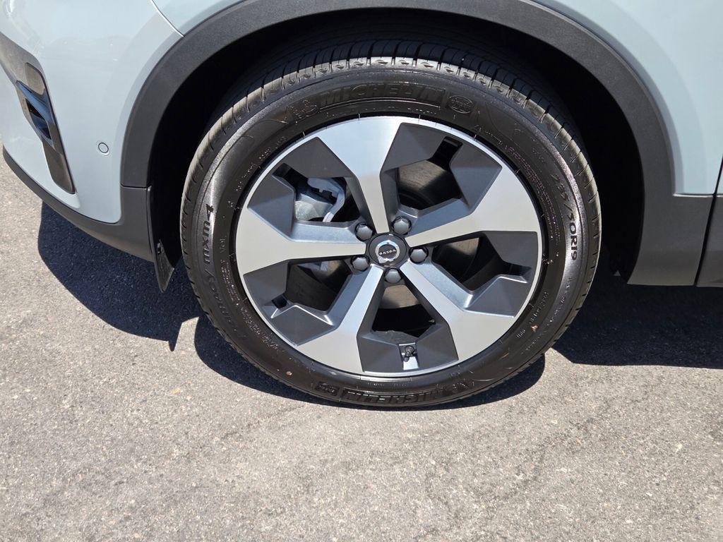 new 2026 Volvo XC40 car, priced at $50,258