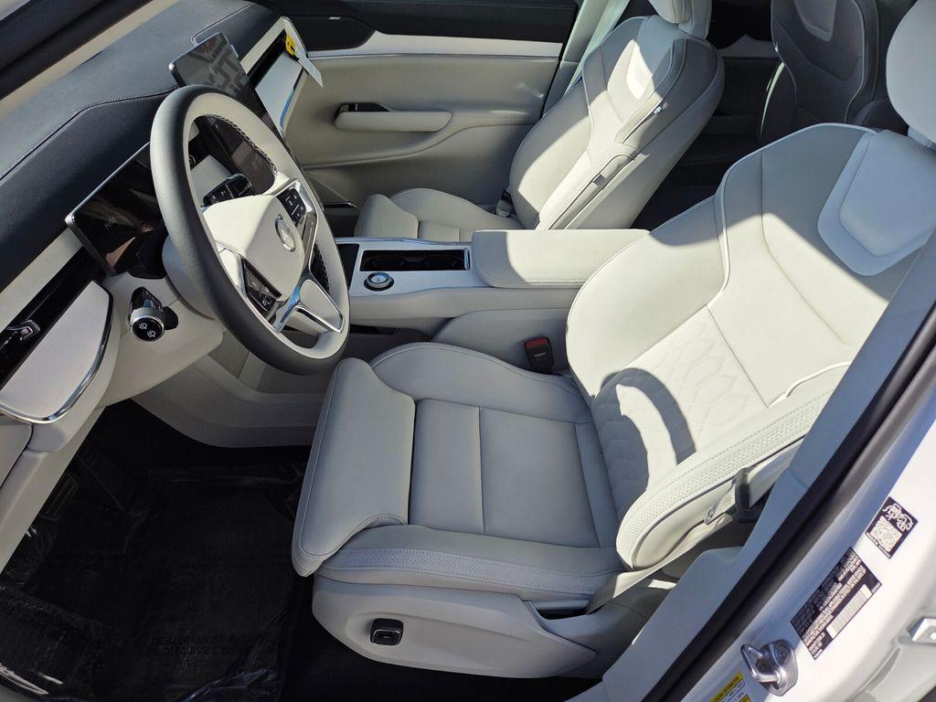 new 2025 Volvo EX90 car, priced at $86,445