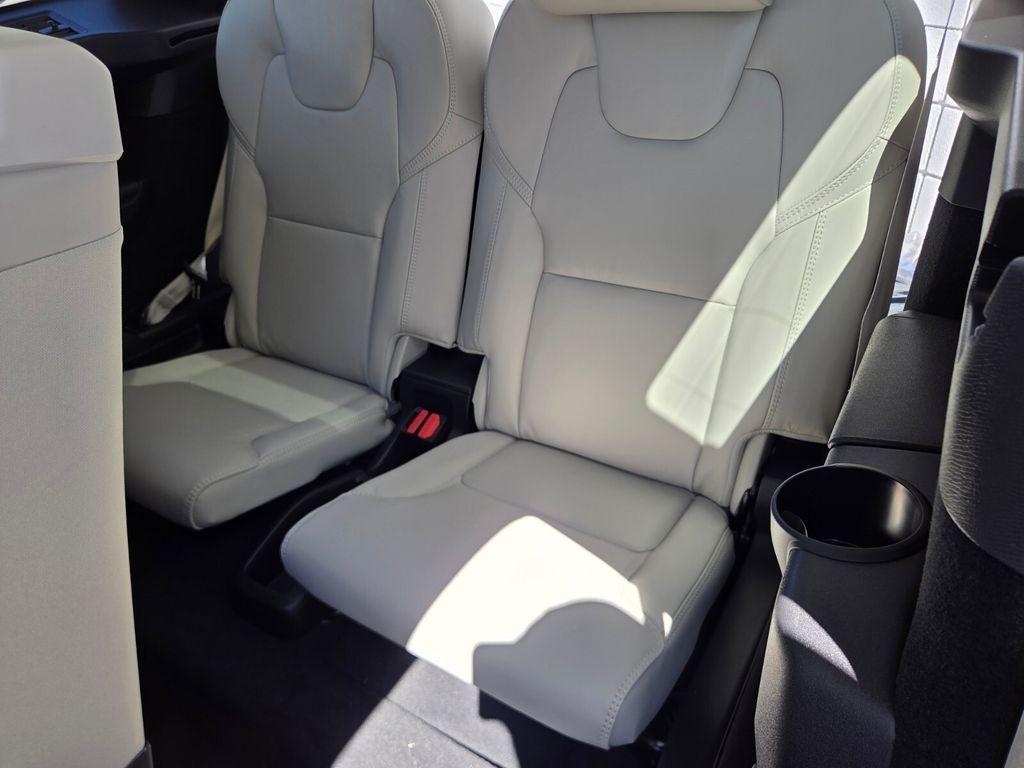 new 2026 Volvo XC90 Plug-In Hybrid car, priced at $85,244