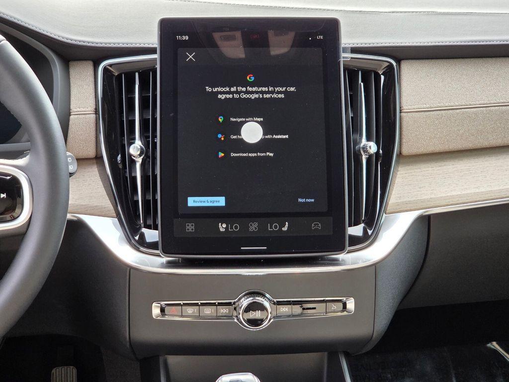 new 2026 Volvo XC90 car, priced at $62,343