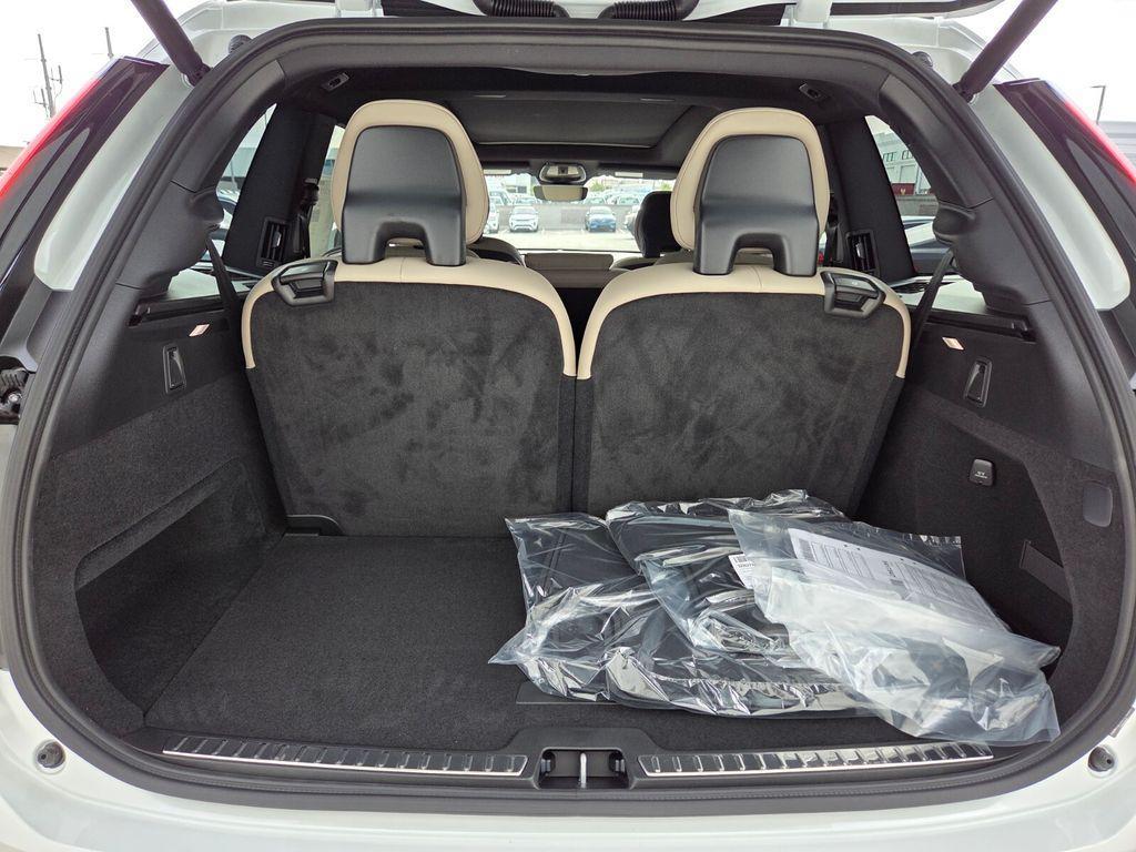 new 2026 Volvo XC90 car, priced at $62,343