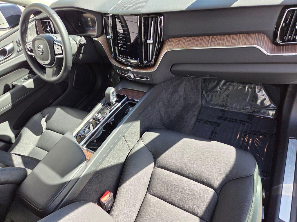 used 2023 Volvo XC60 car, priced at $33,514
