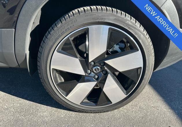 used 2023 Volvo C40 Recharge Pure Electric car, priced at $28,484