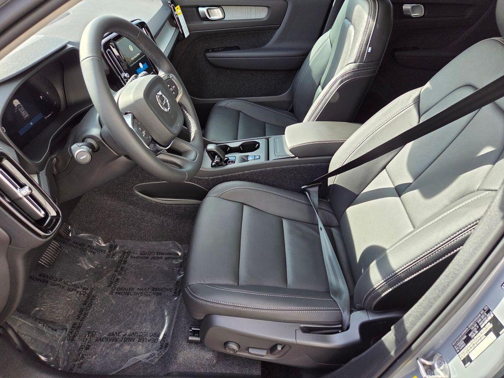 new 2026 Volvo XC40 car, priced at $38,795