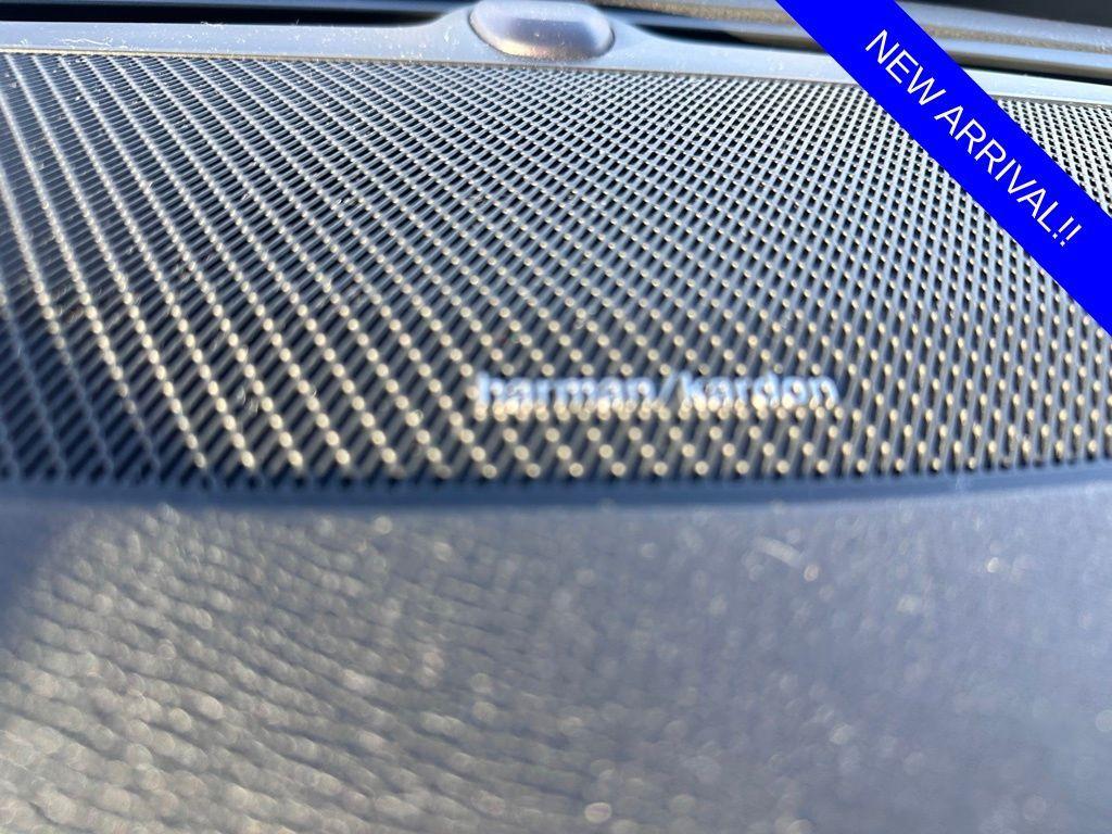 used 2021 Volvo XC90 car, priced at $28,325