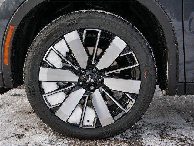 new 2026 Mitsubishi Outlander car, priced at $40,674