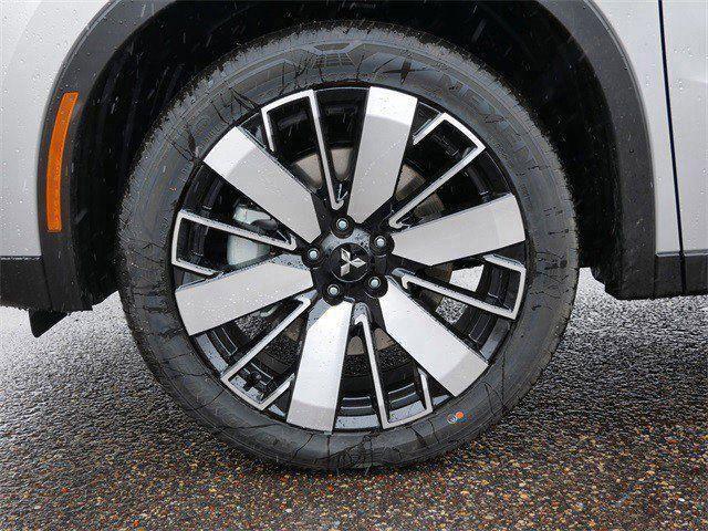 new 2026 Mitsubishi Outlander car, priced at $40,674