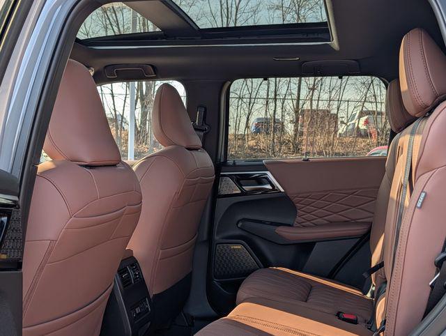 new 2026 Mitsubishi Outlander car, priced at $46,369