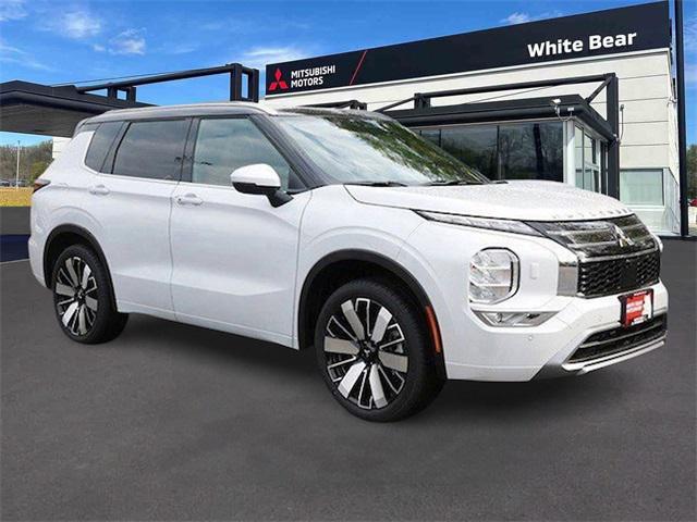 new 2025 Mitsubishi Outlander car, priced at $40,874