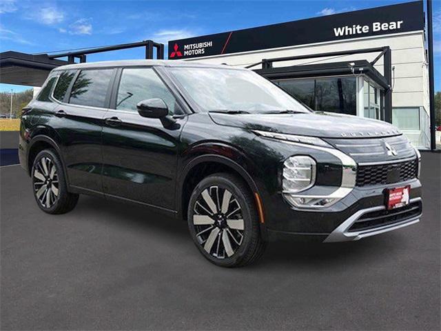 new 2025 Mitsubishi Outlander car, priced at $36,144