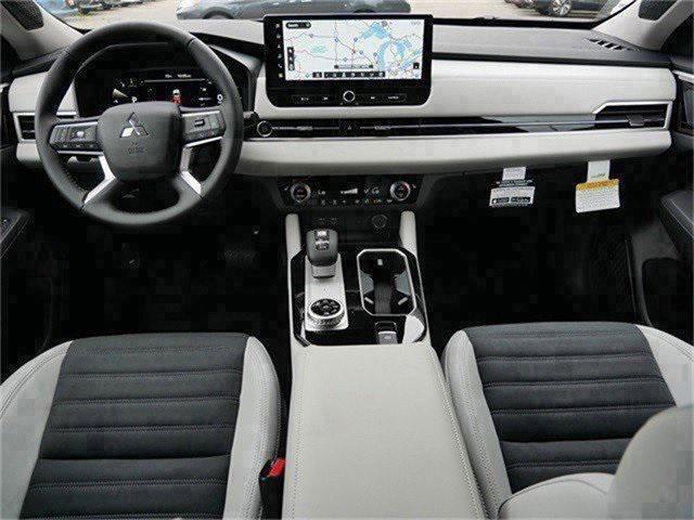 new 2025 Mitsubishi Outlander car, priced at $35,644