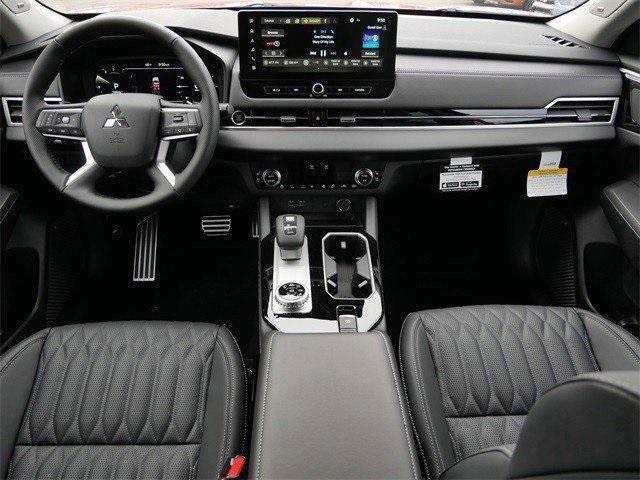 new 2025 Mitsubishi Outlander car, priced at $37,799