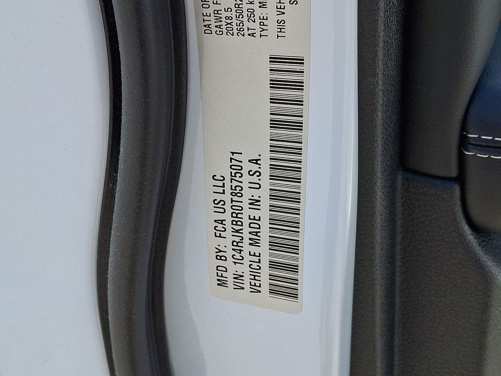 new 2026 Jeep Grand Cherokee L car, priced at $50,159