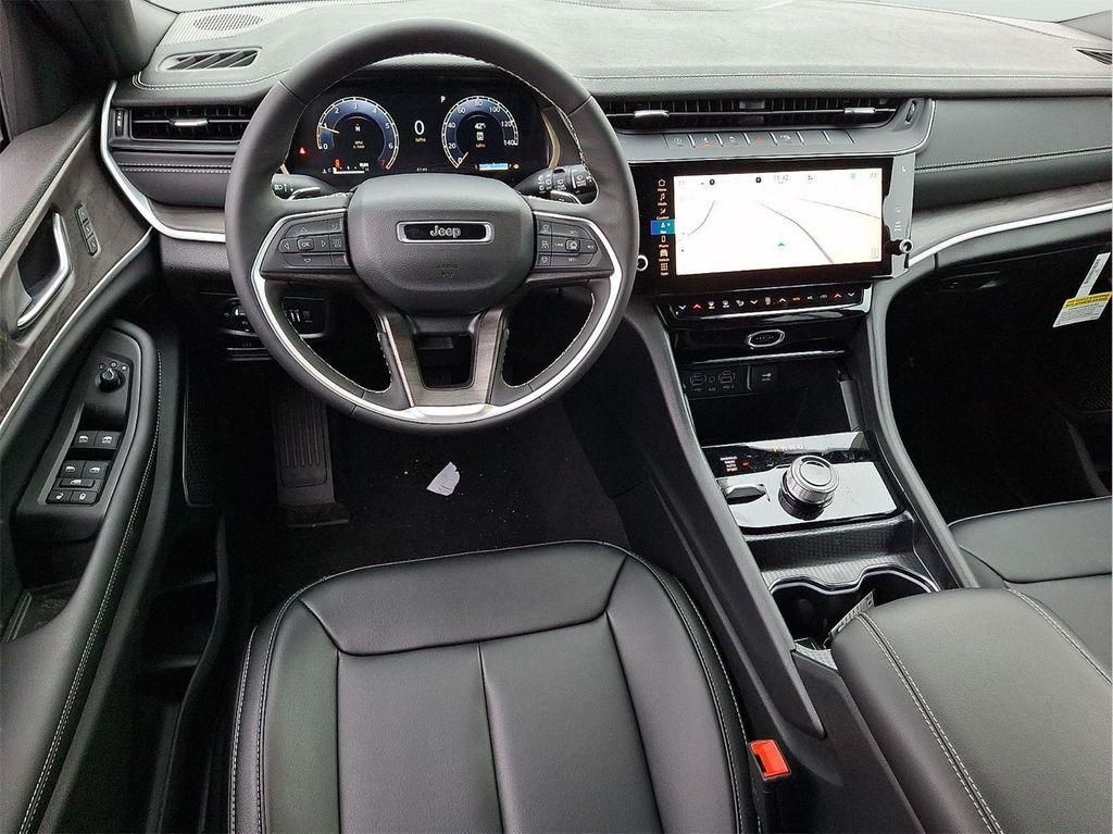 new 2026 Jeep Grand Cherokee car, priced at $46,585