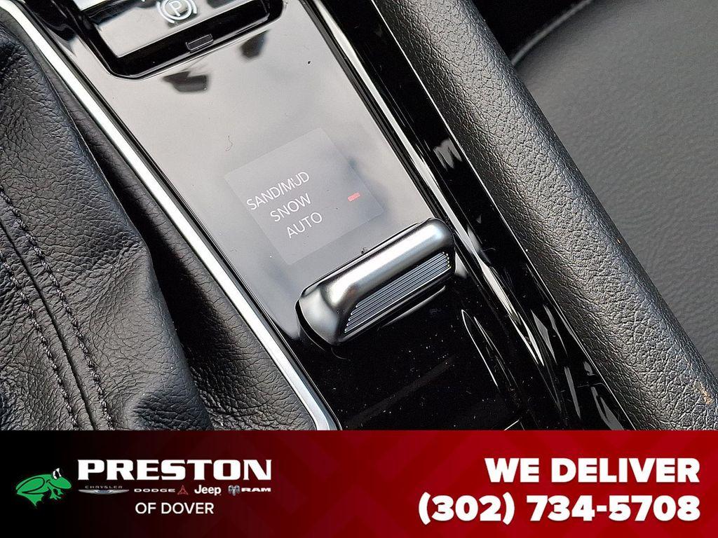 new 2026 Jeep Compass car, priced at $31,980