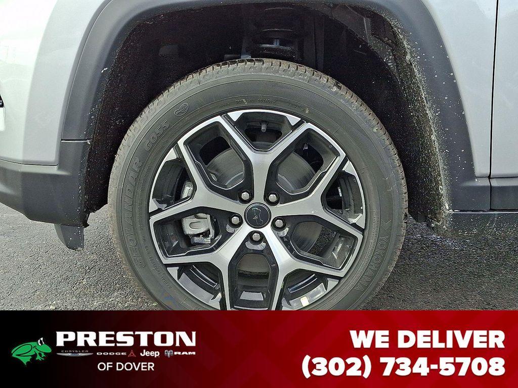 new 2026 Jeep Compass car, priced at $31,980