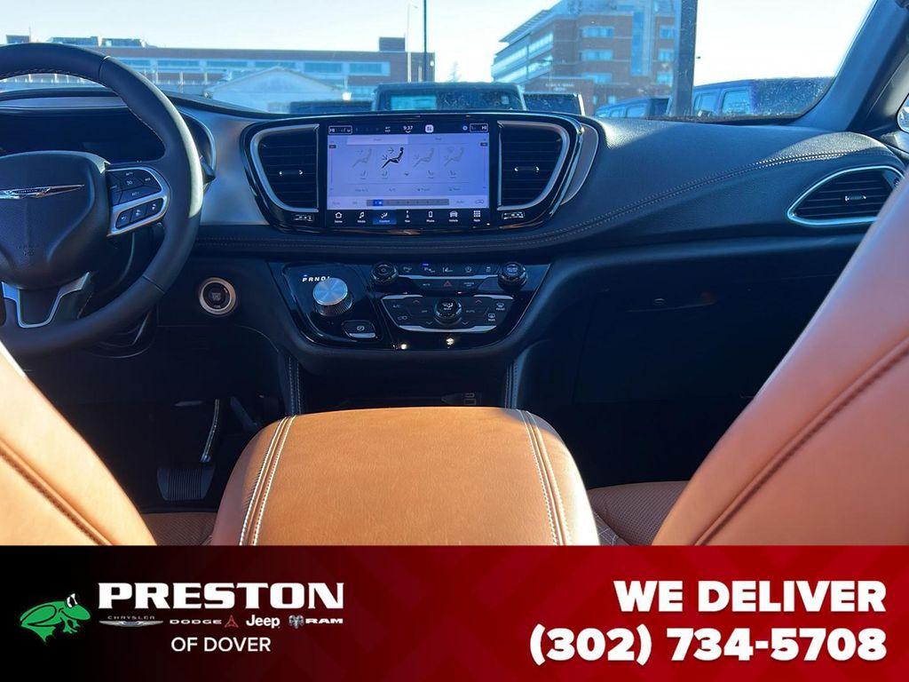 used 2025 Chrysler Pacifica car, priced at $47,495