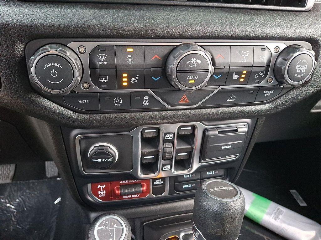 new 2026 Jeep Gladiator car, priced at $48,865