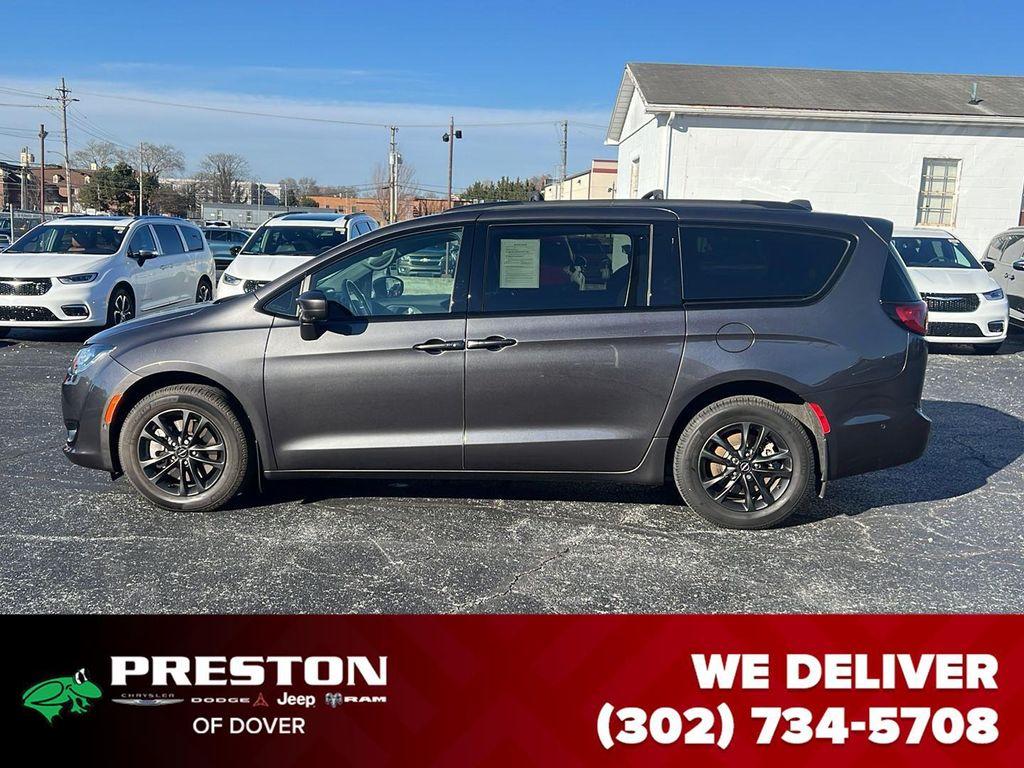used 2020 Chrysler Pacifica car, priced at $29,595