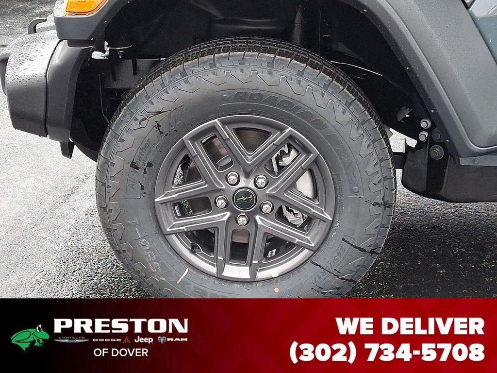 new 2026 Jeep Wrangler car, priced at $46,585