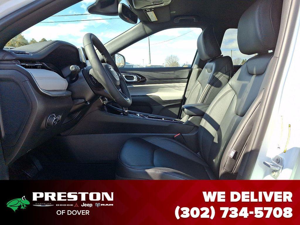 new 2026 Jeep Compass car, priced at $31,385