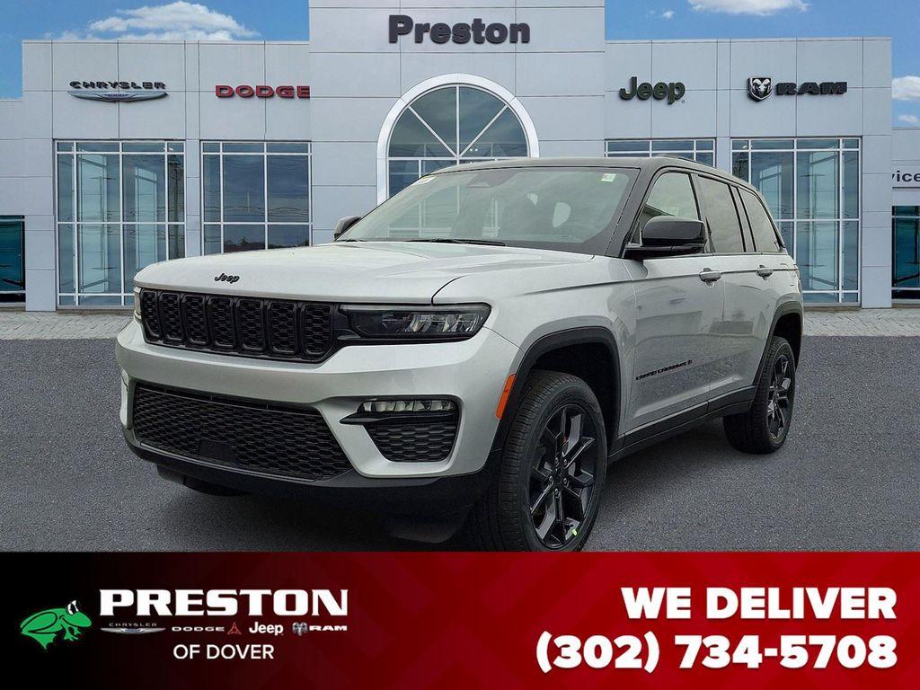 new 2025 Jeep Grand Cherokee car, priced at $47,990