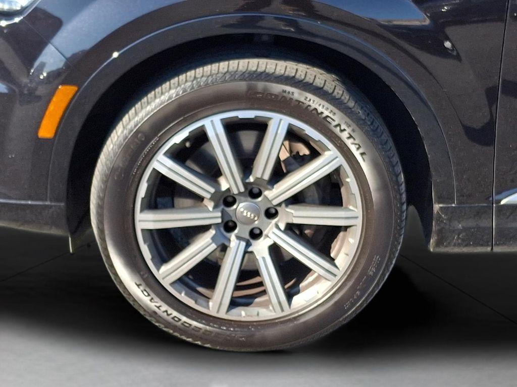used 2018 Audi Q7 car, priced at $14,500
