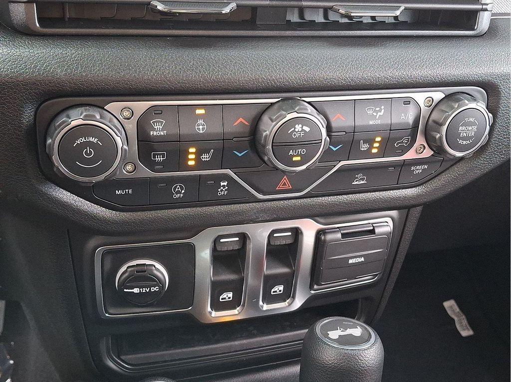 new 2026 Jeep Wrangler car, priced at $43,833