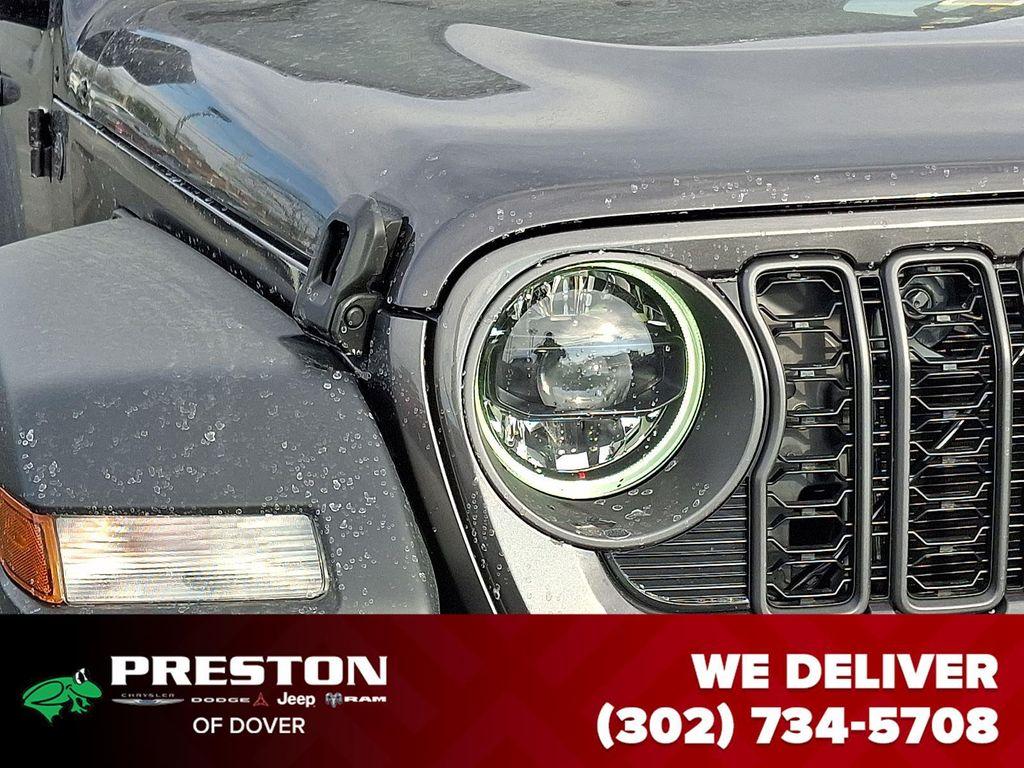 new 2026 Jeep Wrangler car, priced at $43,735