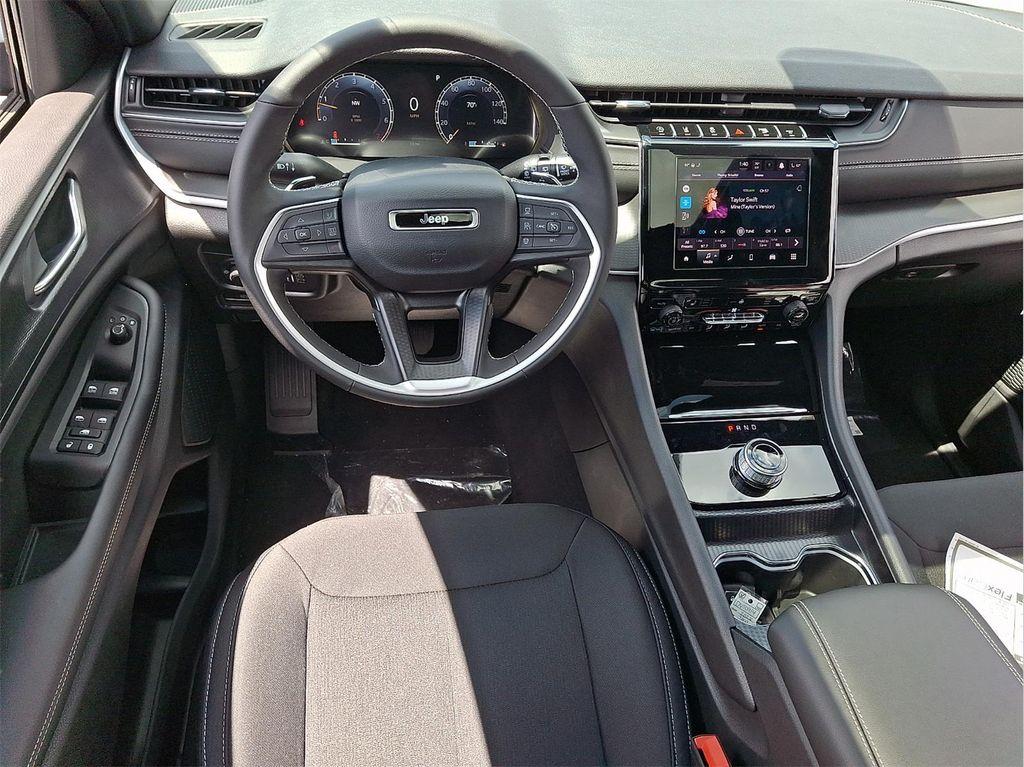 new 2026 Jeep Grand Cherokee L car, priced at $40,834