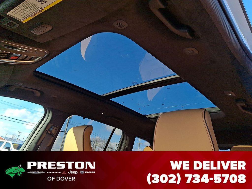 new 2025 Jeep Grand Cherokee car, priced at $62,560