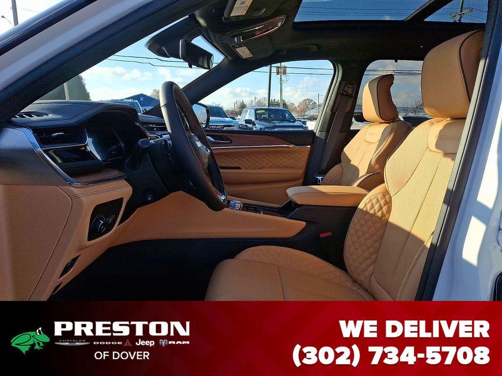 new 2025 Jeep Grand Cherokee car, priced at $62,560