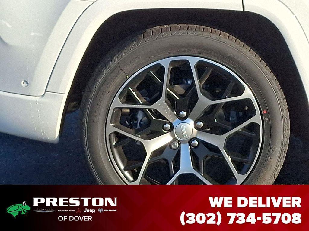 new 2025 Jeep Grand Cherokee car, priced at $62,560