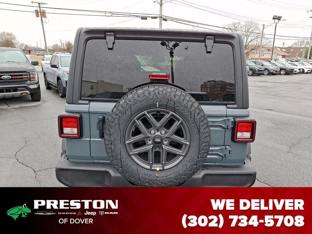 new 2026 Jeep Wrangler car, priced at $46,090