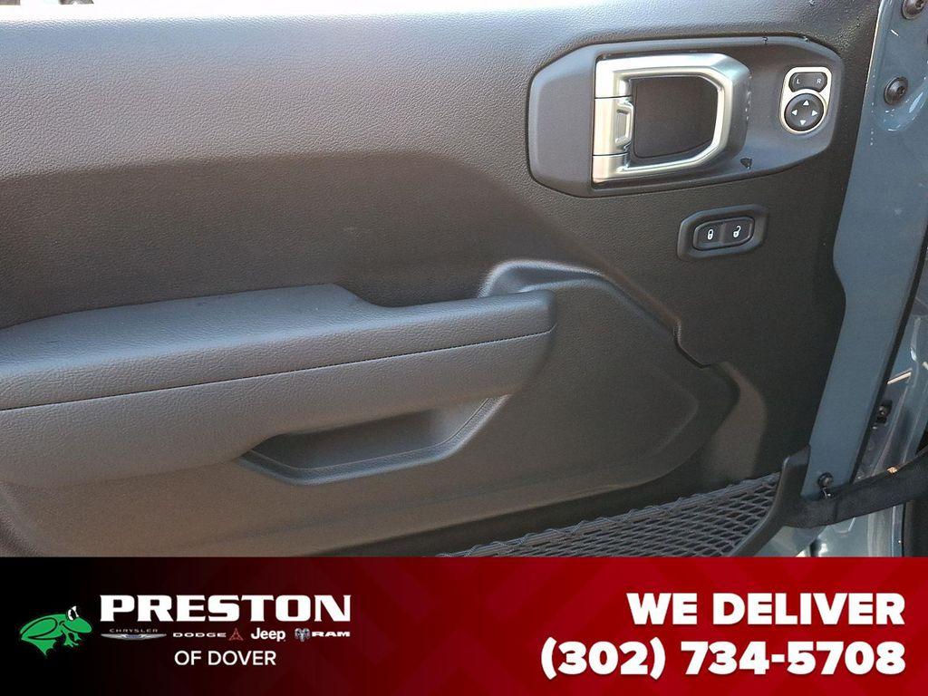 new 2026 Jeep Wrangler car, priced at $48,085