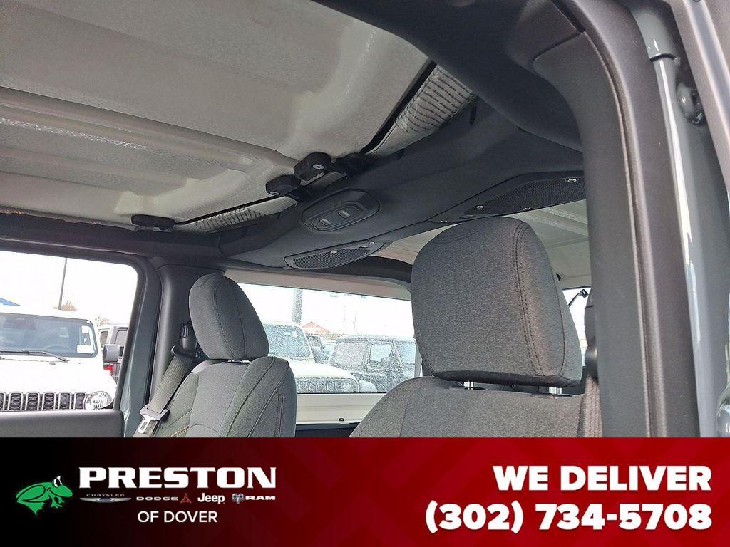 new 2026 Jeep Wrangler car, priced at $39,445