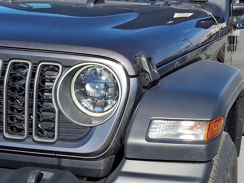 new 2026 Jeep Wrangler car, priced at $48,344