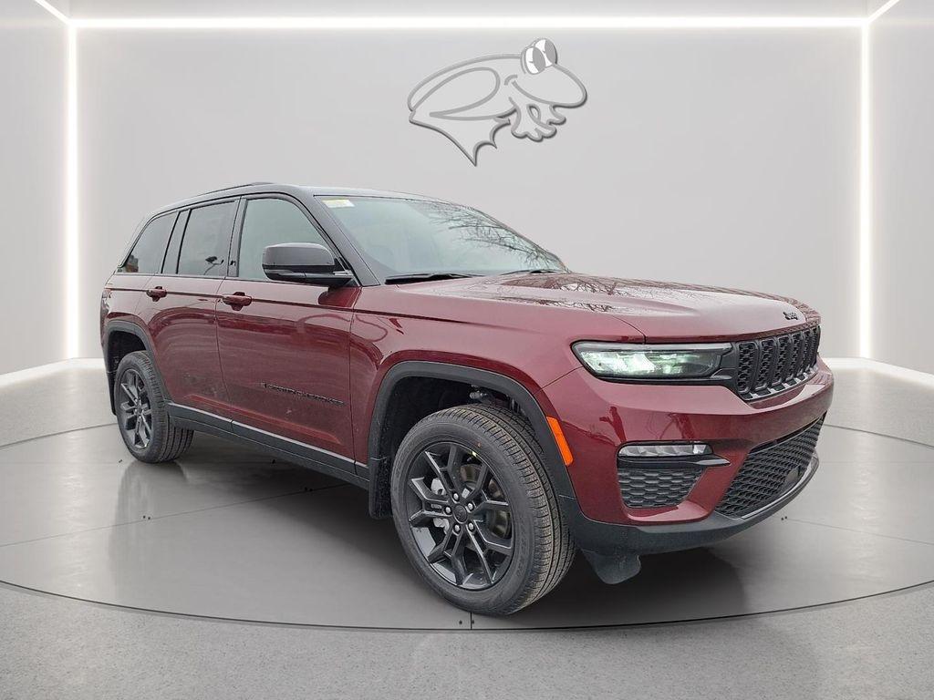 new 2025 Jeep Grand Cherokee car, priced at $46,015