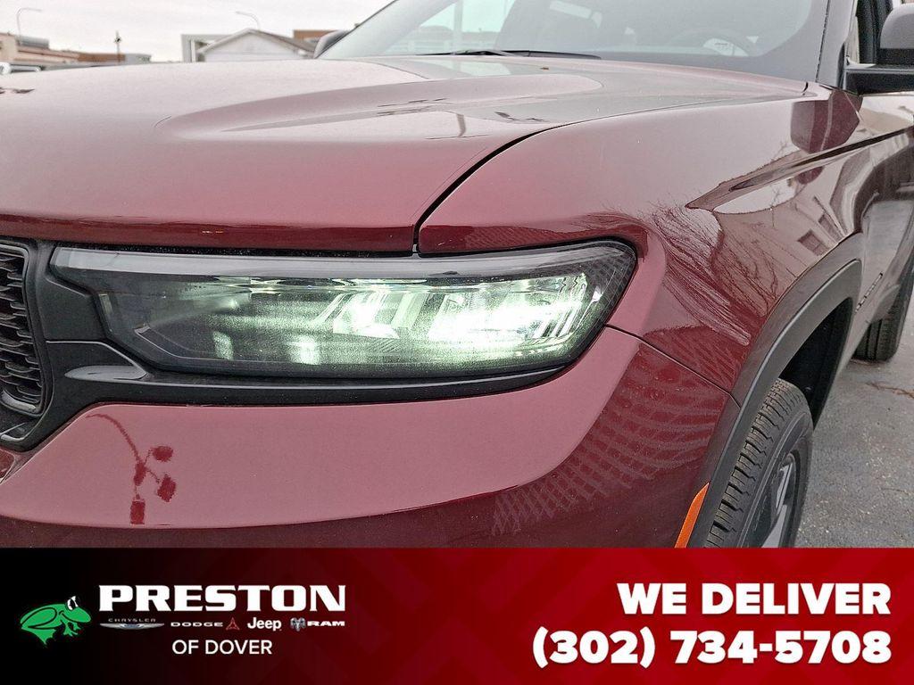 new 2025 Jeep Grand Cherokee car, priced at $48,415