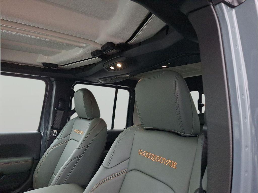 new 2026 Jeep Gladiator car, priced at $55,500